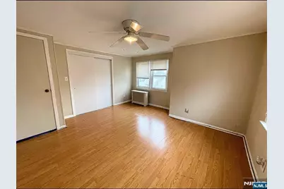 65 Westcott Street 3 #3, East Orange, NJ 07017 - Photo 8