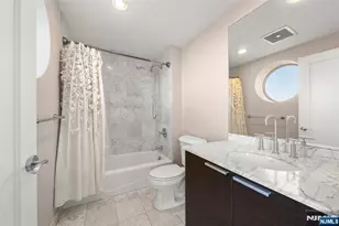 8100 River Road 1011, North Bergen, NJ 07047 - Photo 20