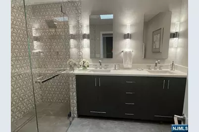 50 Grand Cove Way G50 #G50, Edgewater, NJ 07020 - Photo 6