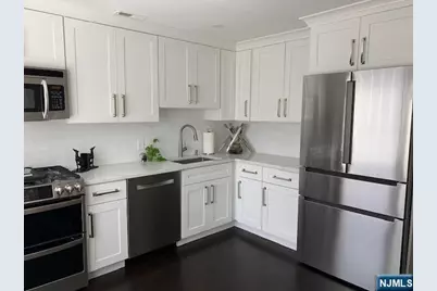 50 Grand Cove Way G50 #G50, Edgewater, NJ 07020 - Photo 10