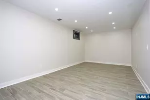 21 E Clinton Ave, Bergenfield, NJ 07621 - Photo 40