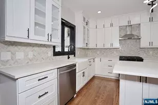 21 E Clinton Ave, Bergenfield, NJ 07621 - Photo 12