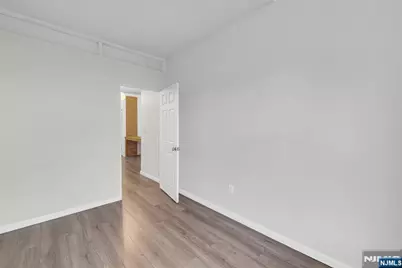 7612 Park Avenue C4 #C4, North Bergen, NJ 07047 - Photo 18