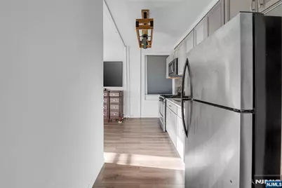 7612 Park Avenue C4 #C4, North Bergen, NJ 07047 - Photo 8
