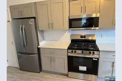 310 Elm Street 2R #2R, Kearny, NJ 07032 - Photo 8