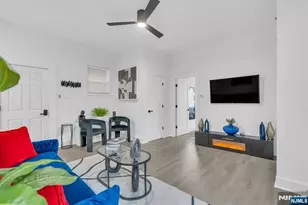 68 Pine Street 1, Montclair, NJ 07042 - Photo 6