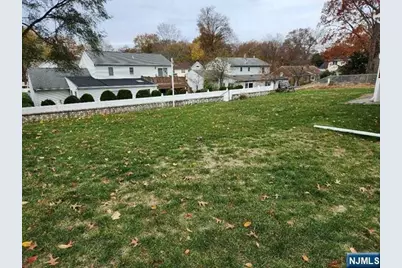 467 Spring Valley Road, Paramus, NJ 07652 - Photo 16