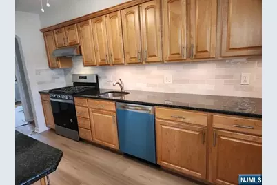 467 Spring Valley Road, Paramus, NJ 07652 - Photo 6