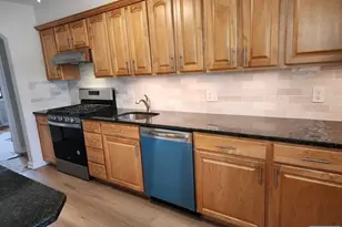 467 Spring Valley Rd, Paramus, NJ 07652 - Photo 6