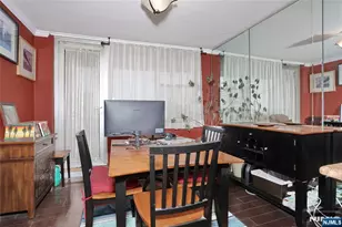 6040 Blvd 8H, West New York, NJ 07093 - Photo 12