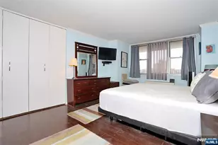 6040 Blvd 8H, West New York, NJ 07093 - Photo 20