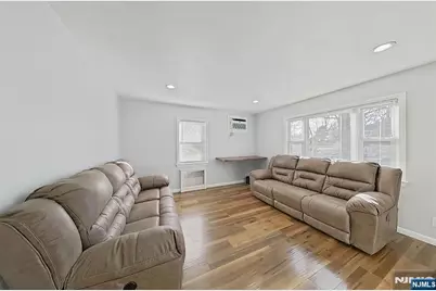 127 Iozia Terrace, Elmwood Park, NJ 07407 - Photo 30