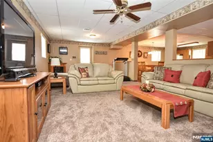 31 Smith St, Waldwick, NJ 07463 - Photo 32