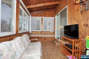 22-09 Arcadia Rd, Fair Lawn, NJ 07410 - Photo 12