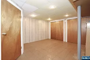 22-09 Arcadia Rd, Fair Lawn, NJ 07410 - Photo 18