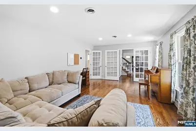 11 Osborne Court, Mahwah, NJ 07430 - Photo 4