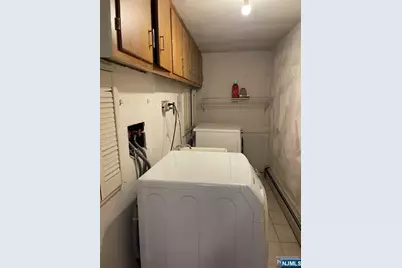 157 Windsor Road, Paramus, NJ 07652 - Photo 28