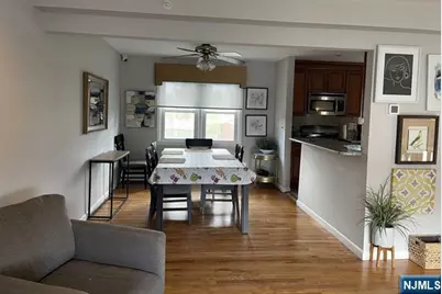 157 Windsor Road, Paramus, NJ 07652 - Photo 8