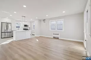 72 Washington Ave, Elmwood Park, NJ 07407 - Photo 6