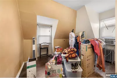 70 N Essex Avenue, Orange, NJ 07050 - Photo 16