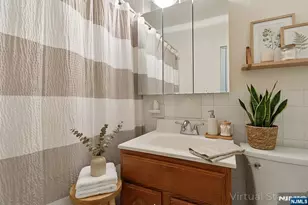 4 Horizon Rd, Fort Lee, NJ 07024 - Photo 4