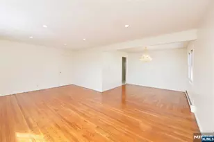 100 Eastern Wy, Rutherford, NJ 07070 - Photo 4