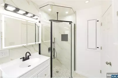 100 Eastern Way, Rutherford, NJ 07070 - Photo 16