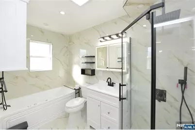 100 Eastern Way, Rutherford, NJ 07070 - Photo 12