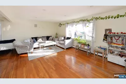 100 Eastern Way, Rutherford, NJ 07070 - Photo 4