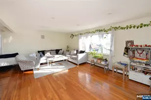 100 Eastern Wy, Rutherford, NJ 07070 - Photo 4