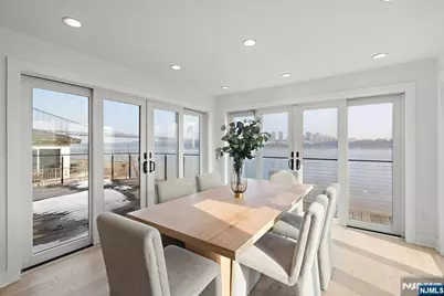 27 Shore Road, Edgewater, NJ 07020 - Photo 12