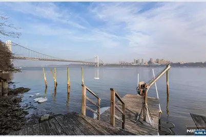 27 Shore Road, Edgewater, NJ 07020 - Photo 40