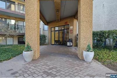 521 Piermont 502 #502, River Vale Township, NJ 07675 - Photo 2