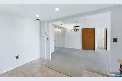 521 Piermont 502 #502, River Vale Township, NJ 07675 - Photo 8