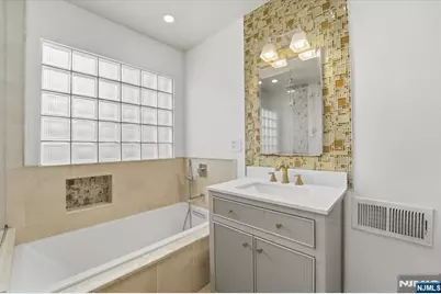 10 Riverview Court, Kearny, NJ 07032 - Photo 22