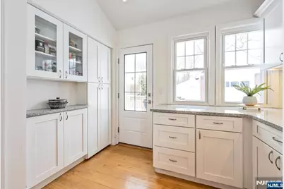 33 Homewood Avenue, Allendale, NJ 07401 - Photo 14