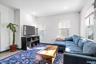 17 Mission St, Montclair, NJ 07042 - Photo 18