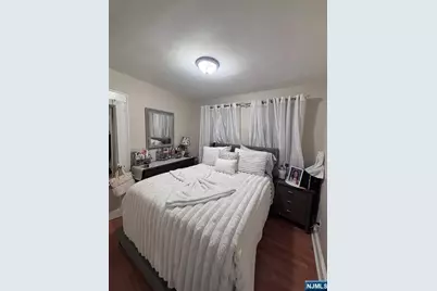 365 10th Avenue, Paterson, NJ 07514 - Photo 28