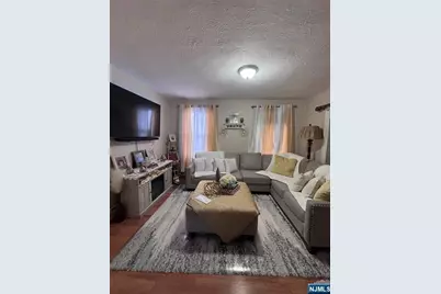 365 10th Avenue, Paterson, NJ 07514 - Photo 26