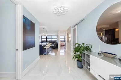 7002 Jfk Blvd E Boulevard 35A #35A, Guttenberg, NJ 07093 - Photo 8