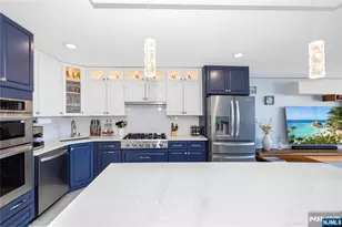 7002 Jfk Blvd E Blvd 35A, Guttenberg, NJ 07093 - Photo 2