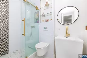 7002 Jfk Blvd E Blvd 35A, Guttenberg, NJ 07093 - Photo 10