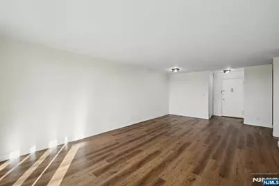 2100 Linwood Avenue 12B #12B, Fort Lee, NJ 07024 - Photo 12