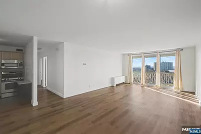 2100 Linwood Avenue 12B #12B, Fort Lee, NJ 07024 - Photo 8