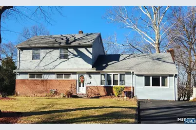 211 Denver Road, Paramus, NJ 07652 - Photo 26