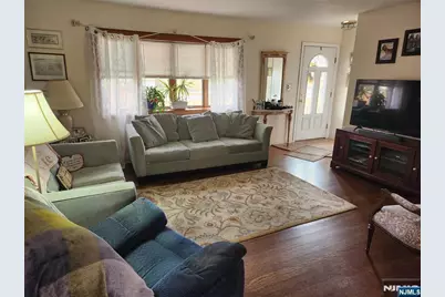 211 Denver Road, Paramus, NJ 07652 - Photo 4