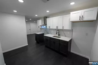 182 Summer Avenue, Newark, NJ 07104 - Photo 10