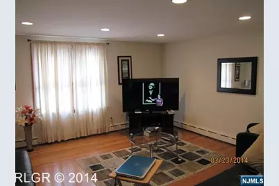 298 Luddington Avenue 2nd Floor #2nd Floor, Clifton, NJ 07011 - Photo 2