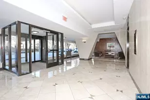 4 Horizon Road 1027, Fort Lee, NJ 07024 - Photo 34