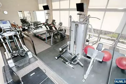 4 Horizon Road 1027 #1027, Fort Lee, NJ 07024 - Photo 34